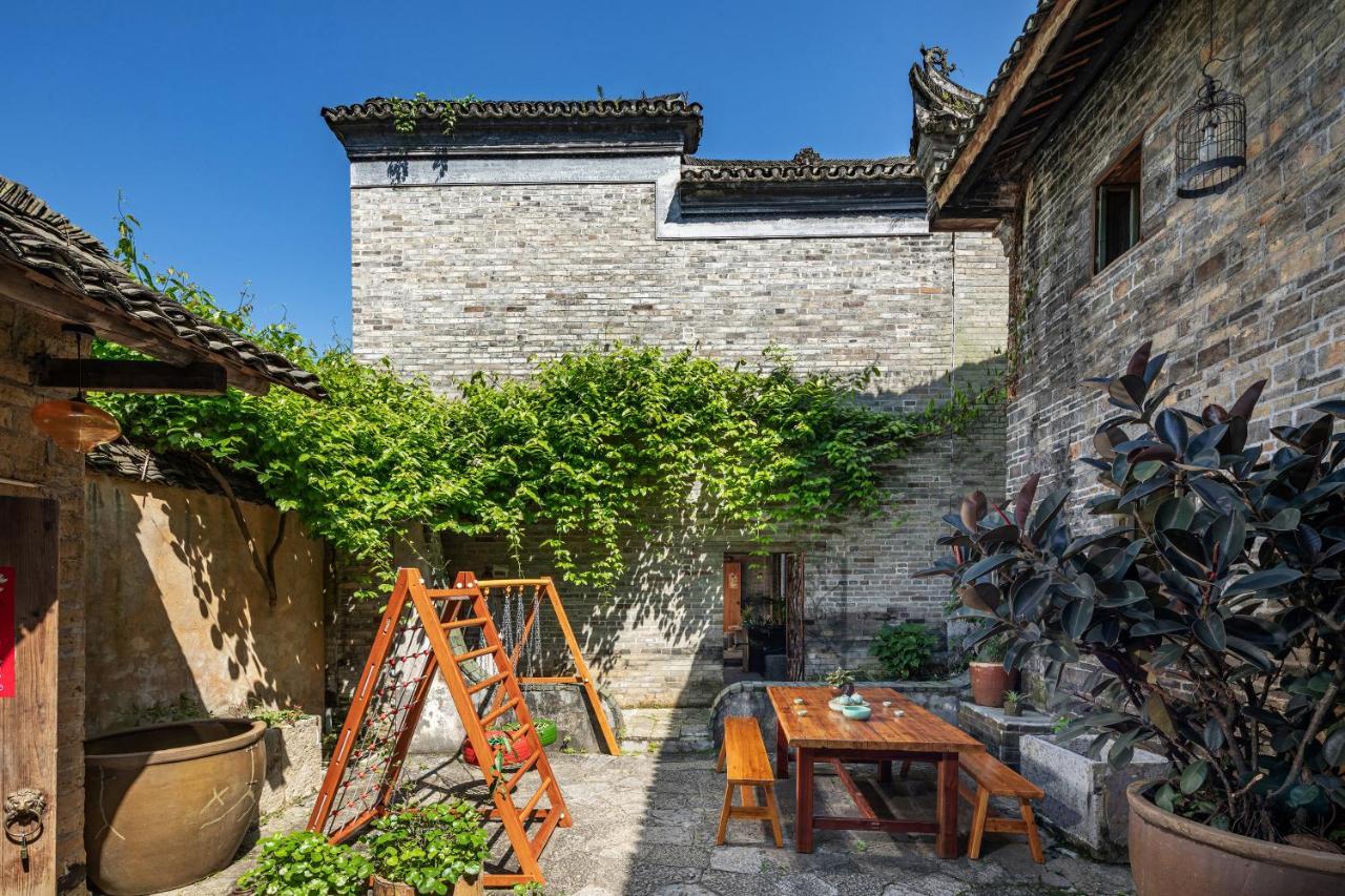 Гостьовий будинок Yangshuo Secret Garden Екстер'єр фото