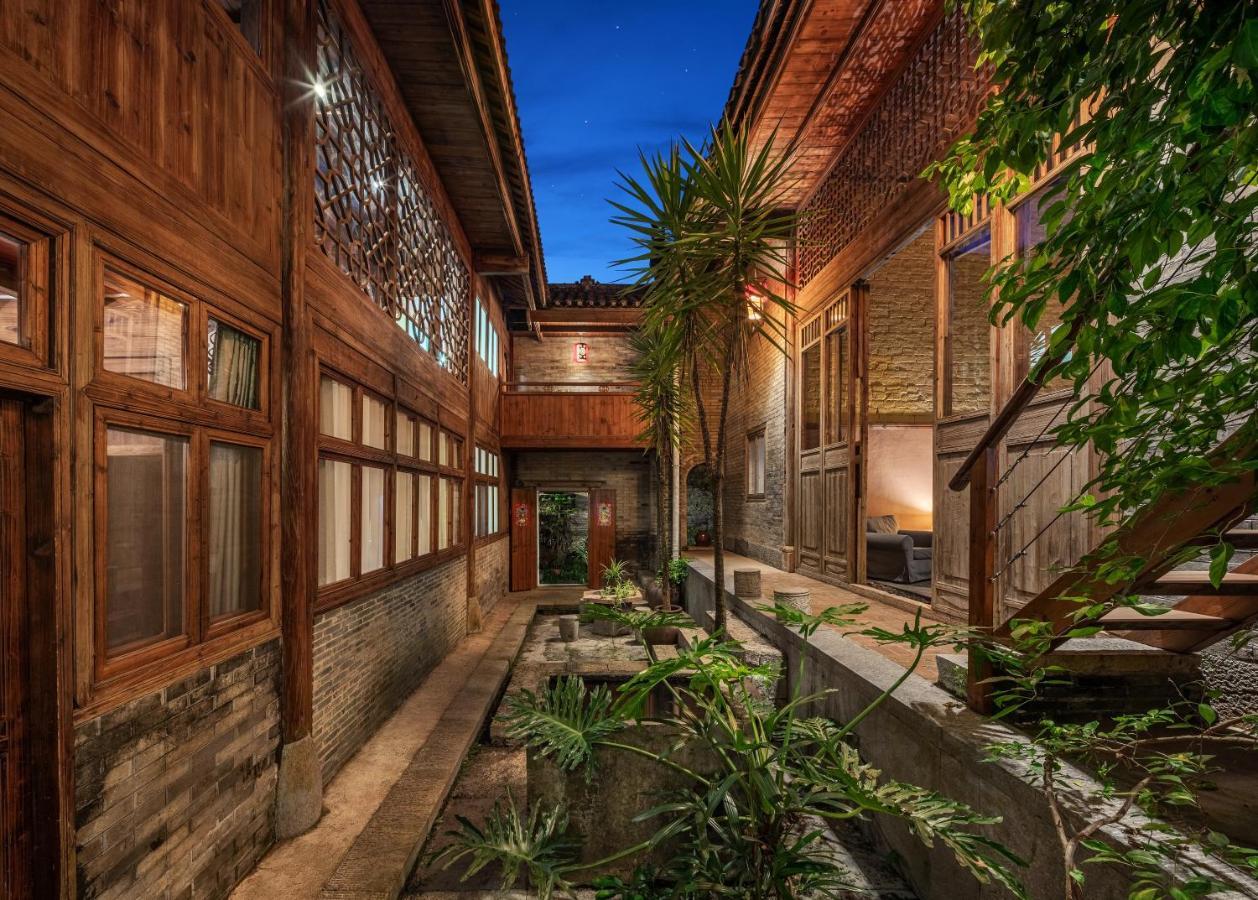 Гостьовий будинок Yangshuo Secret Garden Екстер'єр фото